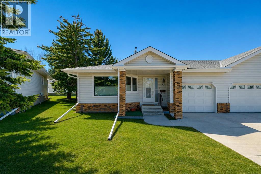 Duplex for Sale in 43 MacEwan Park Heights NW|Calgary, Alberta T3K3W6