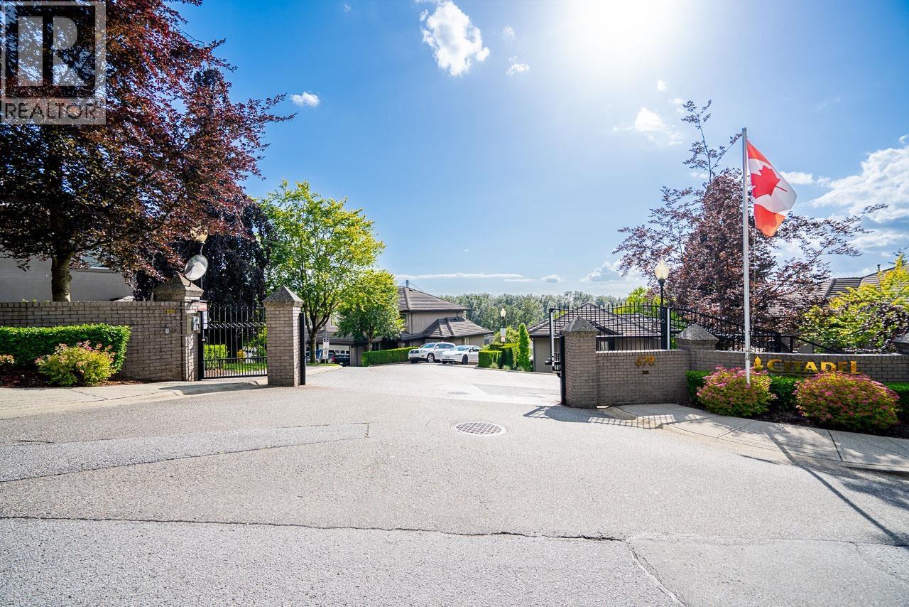 101 678 CITADEL DRIVE