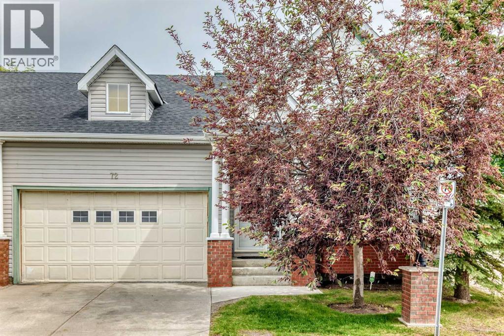 Duplex for Sale in 72 Prestwick Pond Terrace SE|Calgary, Alberta T2Z3Z7