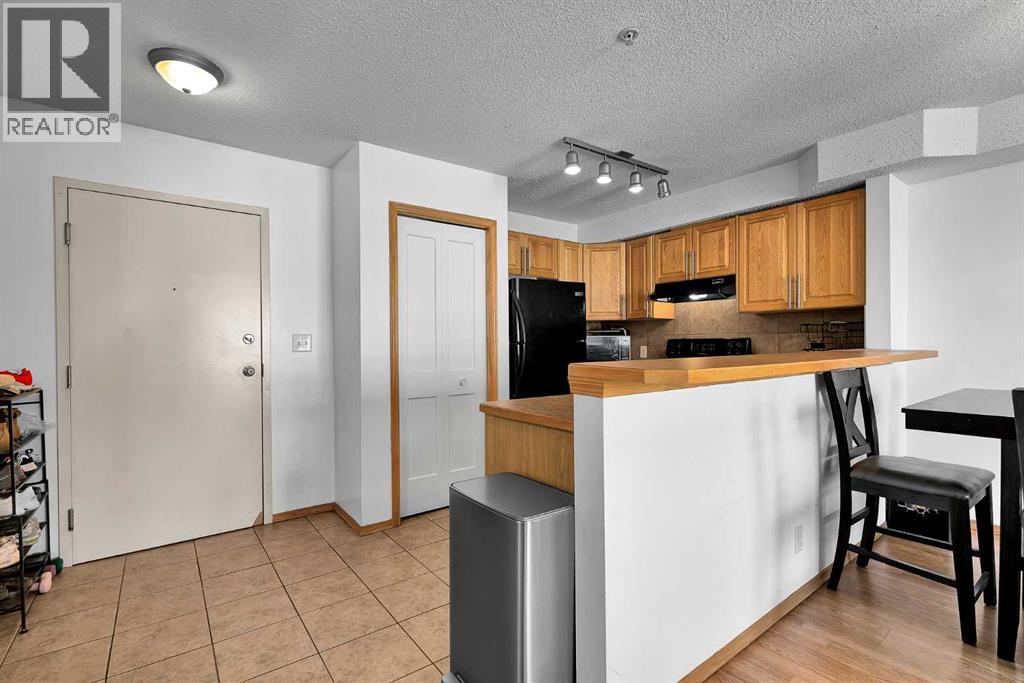 Apartment for Sale in 218, 92 Saddletree Court NE|Calgary, Alberta T3J0K9 3