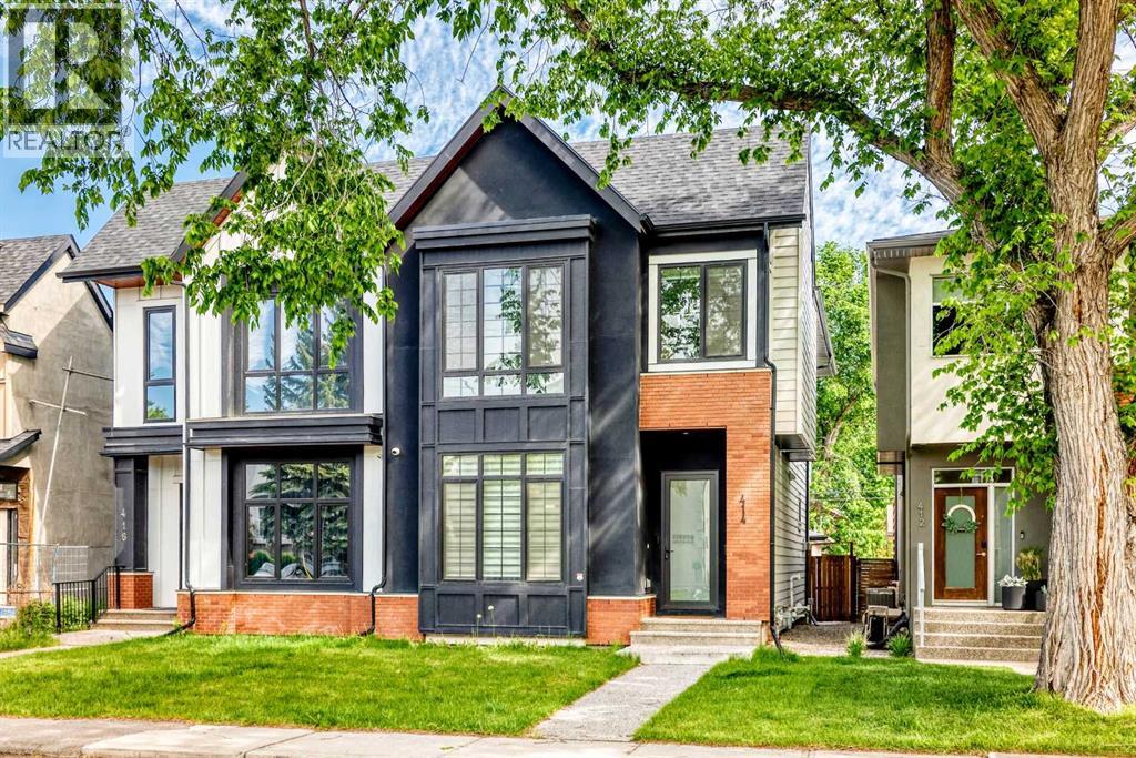 Duplex for Sale in 414 32 Avenue NW|Calgary, Alberta T2M2P9
