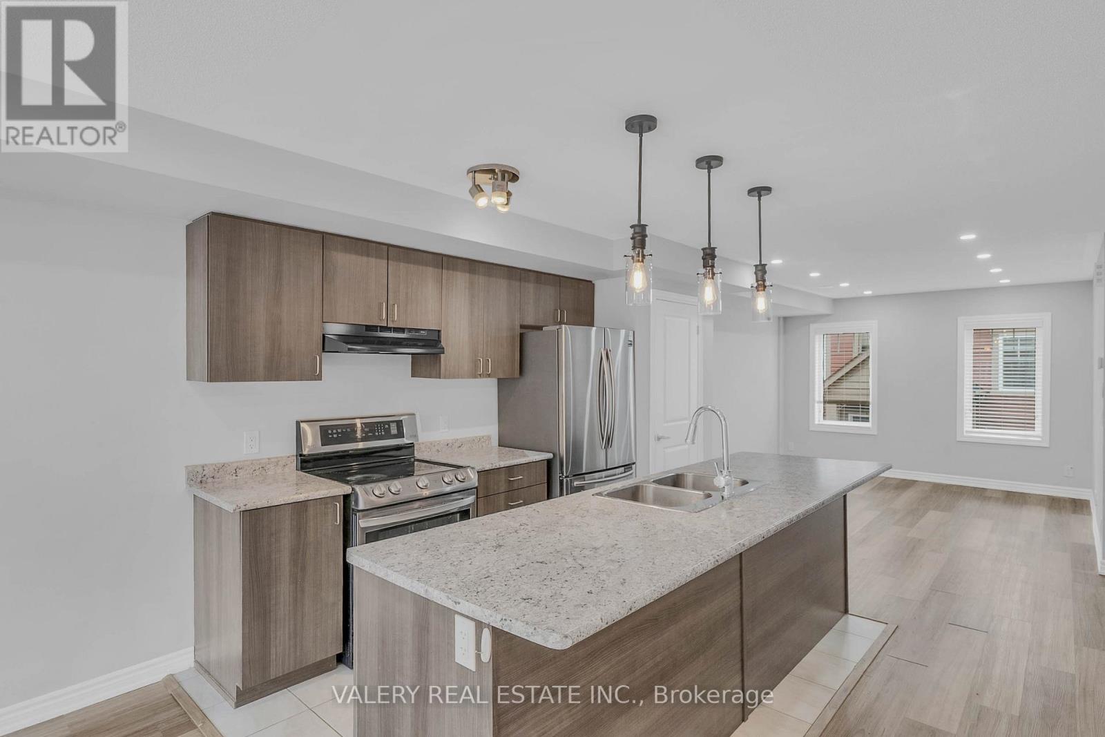 For sale: 65 - 2500 HILL RISE COURT, Oshawa (Windfields), Ontario