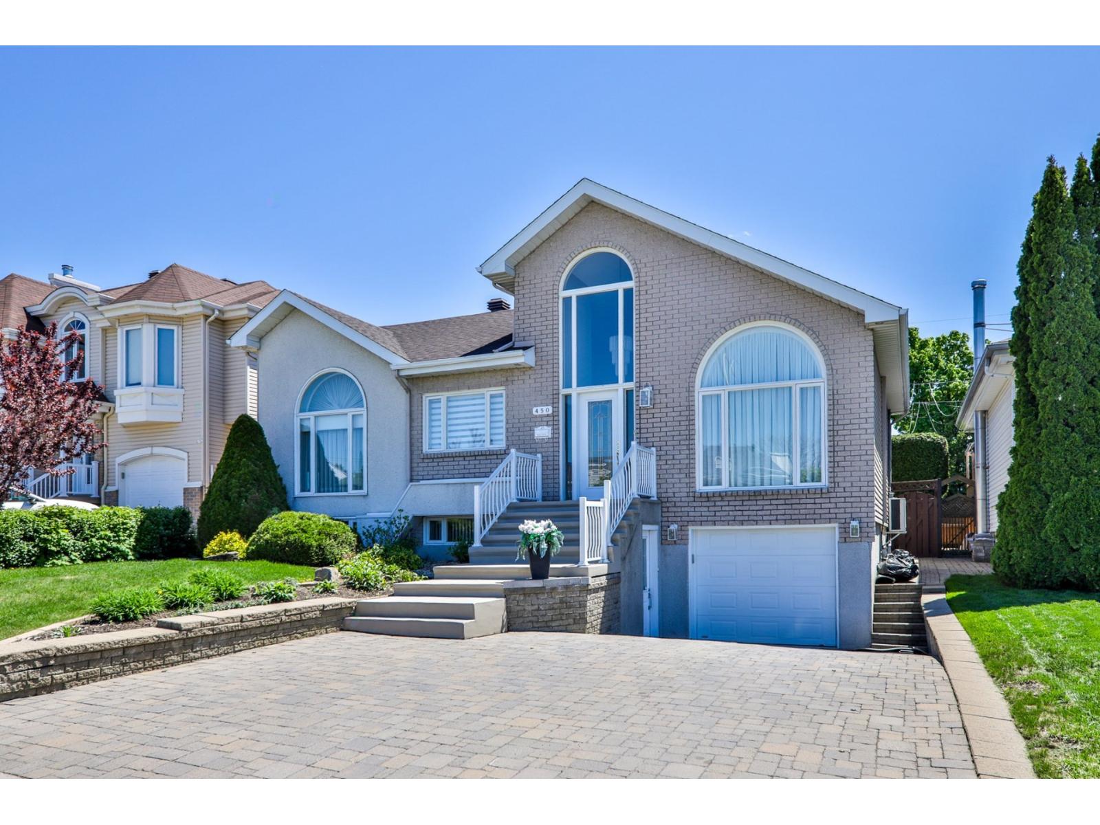 450 Rue St-Saens E.