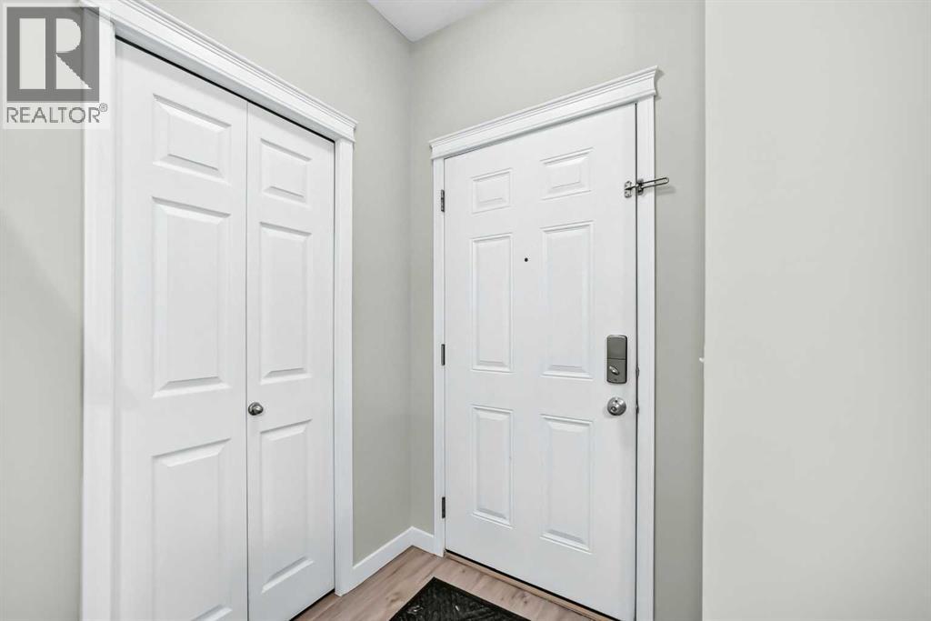 Row / Townhouse for Sale in 214, 111 Tarawood Lane NE|Calgary, Alberta T3J0B9 5