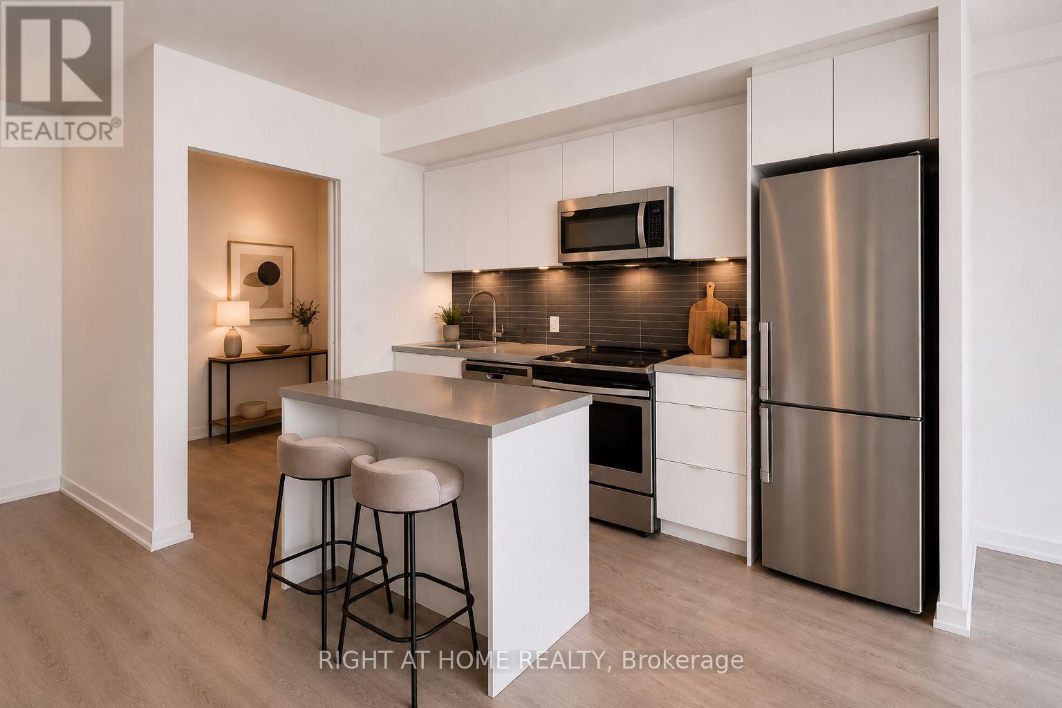 208E - 8868 YONGE STREET