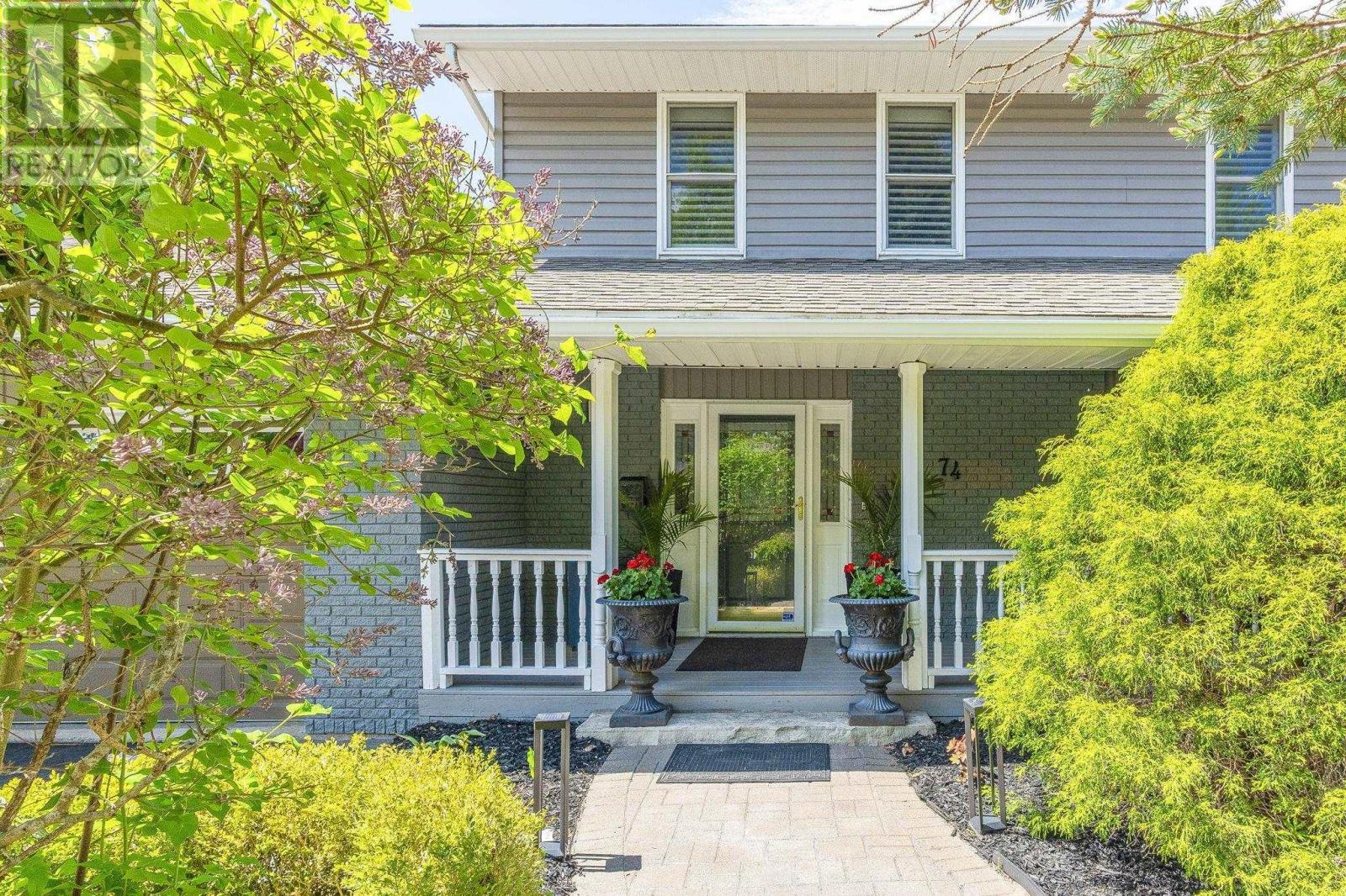 74 Golf Links Road