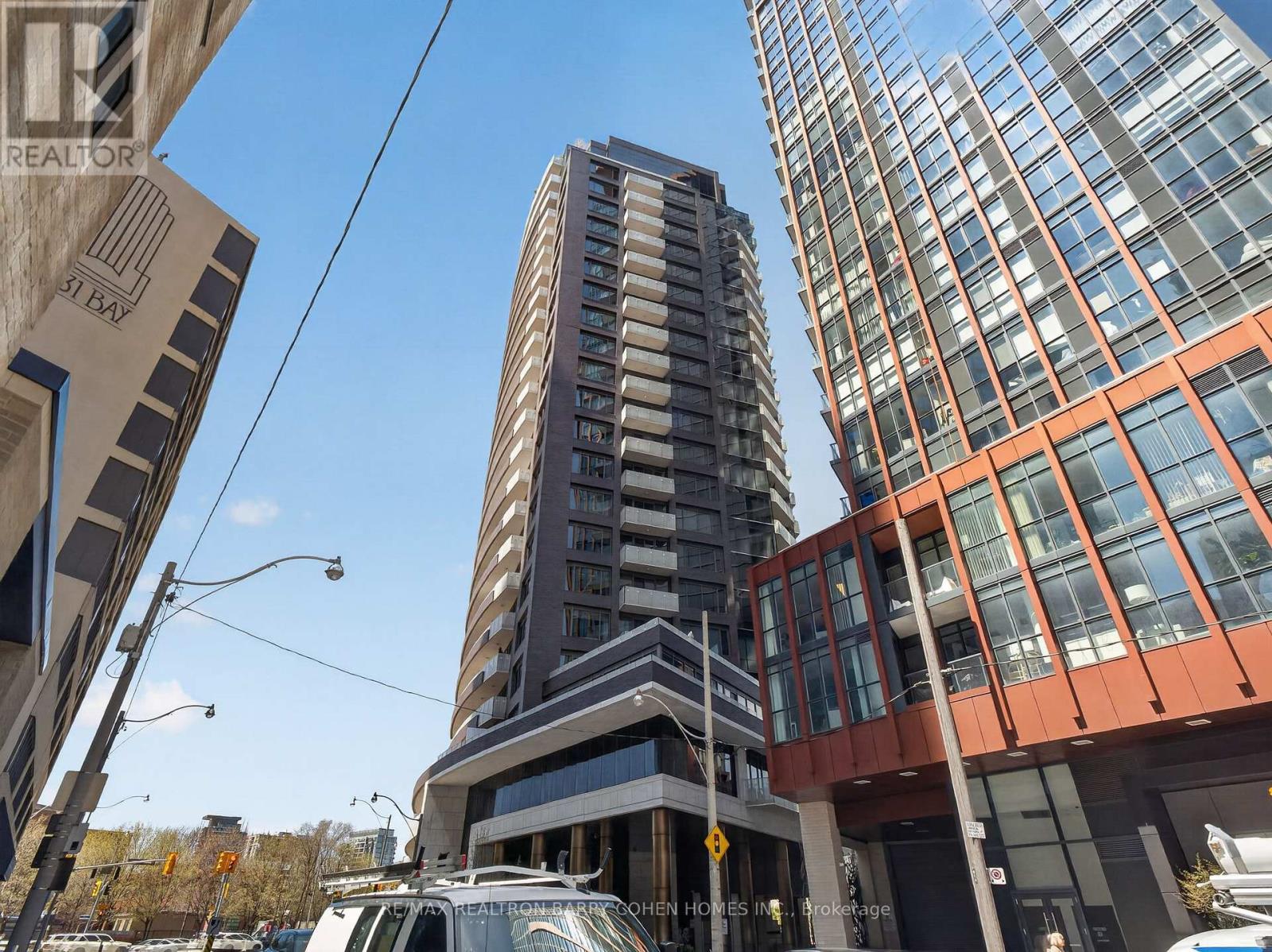 1202 - 88 DAVENPORT ROAD