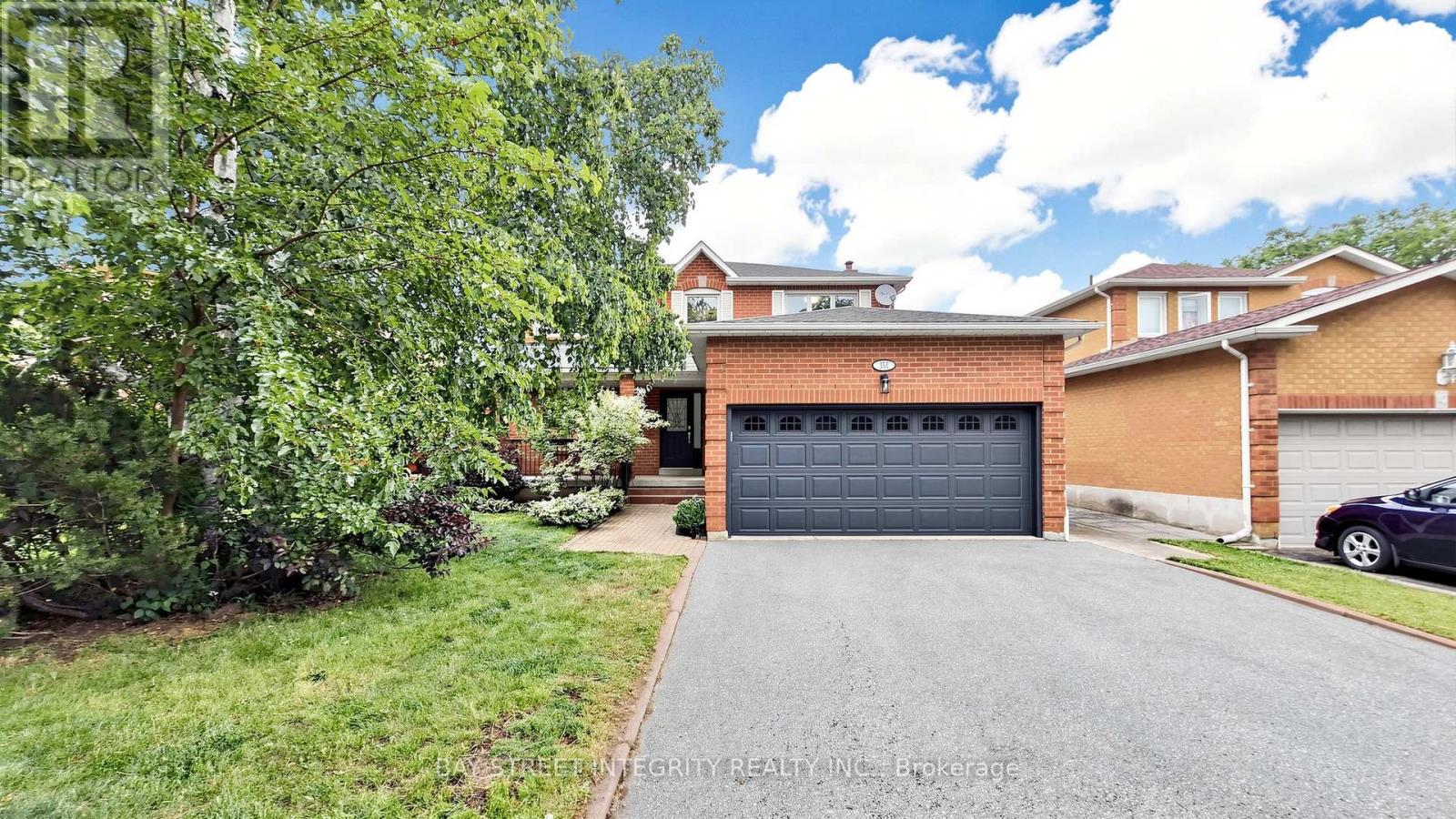 158 LARGO CRESCENT