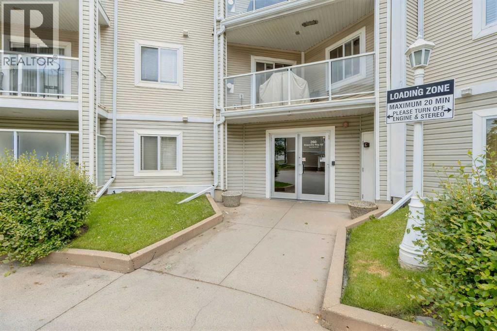 Apartment for Sale in 413, 260 Shawville Way SE|Calgary, Alberta T2Y3Z6 2