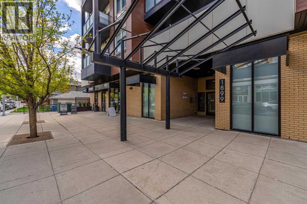 Apartment for Sale in 207, 1899 45 Street NW|Calgary, Alberta T3B4S3 3