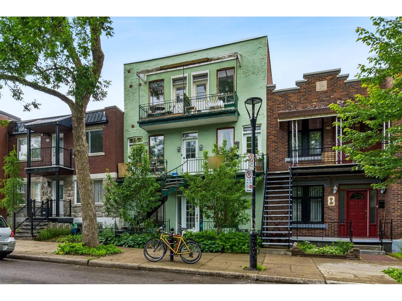 8454 Av. Casgrain