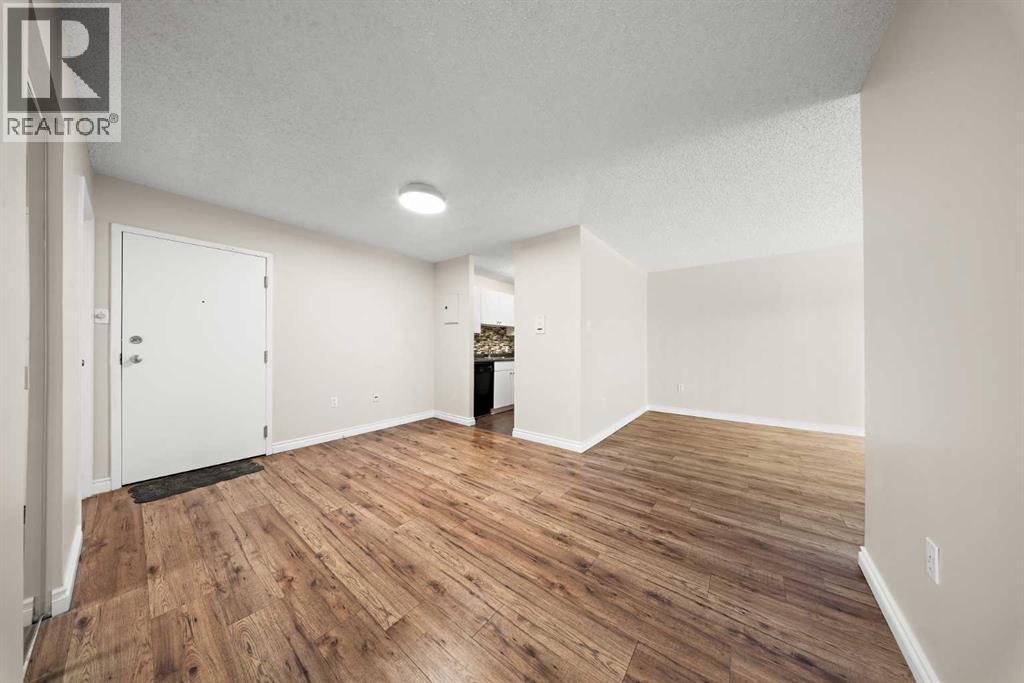 Apartment for Sale in 305, 718 12 Avenue SW|Calgary, Alberta T2R0H7 5