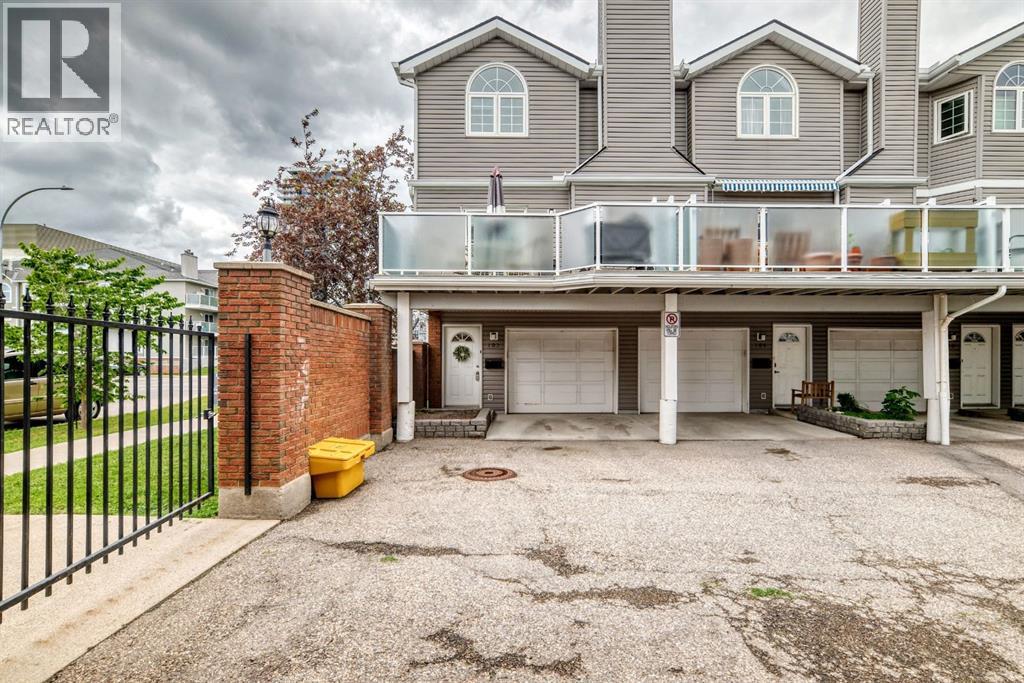 Row / Townhouse for Sale in 102, 1607 11 Avenue SW|Calgary, Alberta t3c0n3 2