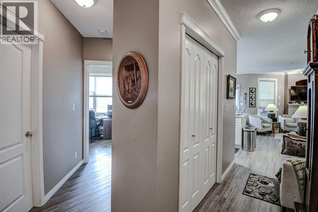 Apartment for Sale in 114, 78 Prestwick Gardens SE|Calgary, Alberta T2Z3V2 5