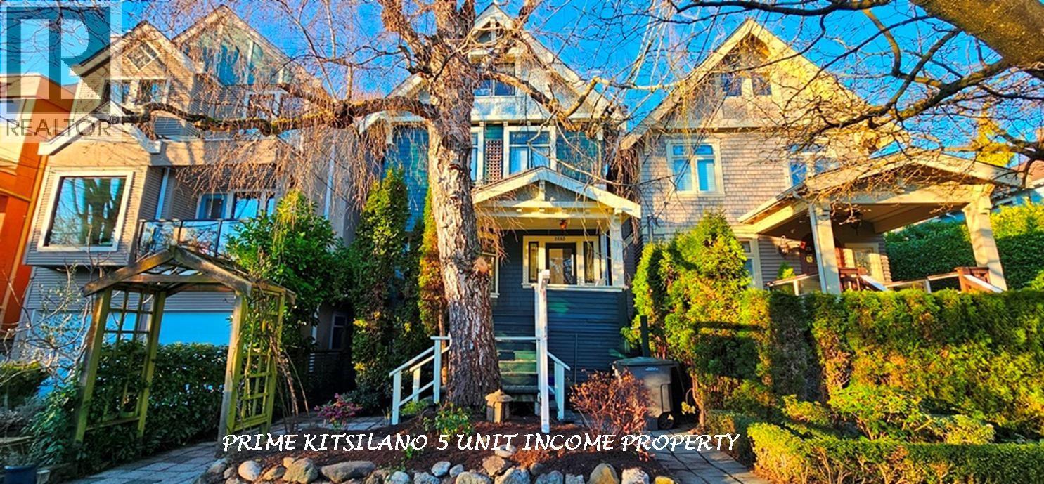 2635 W 7TH AVENUE · Fourplex, Vancouver