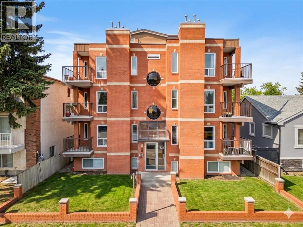 Apartment for Sale in 202, 825 4 Street NE|Calgary, Alberta T2E3S9
