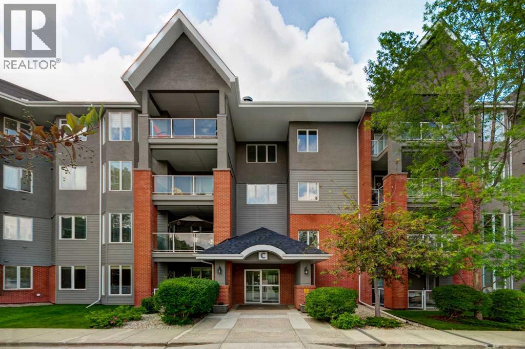 Apartment for Sale in 146, 15 Everstone Drive SW|Calgary, Alberta T2Y5B5 2