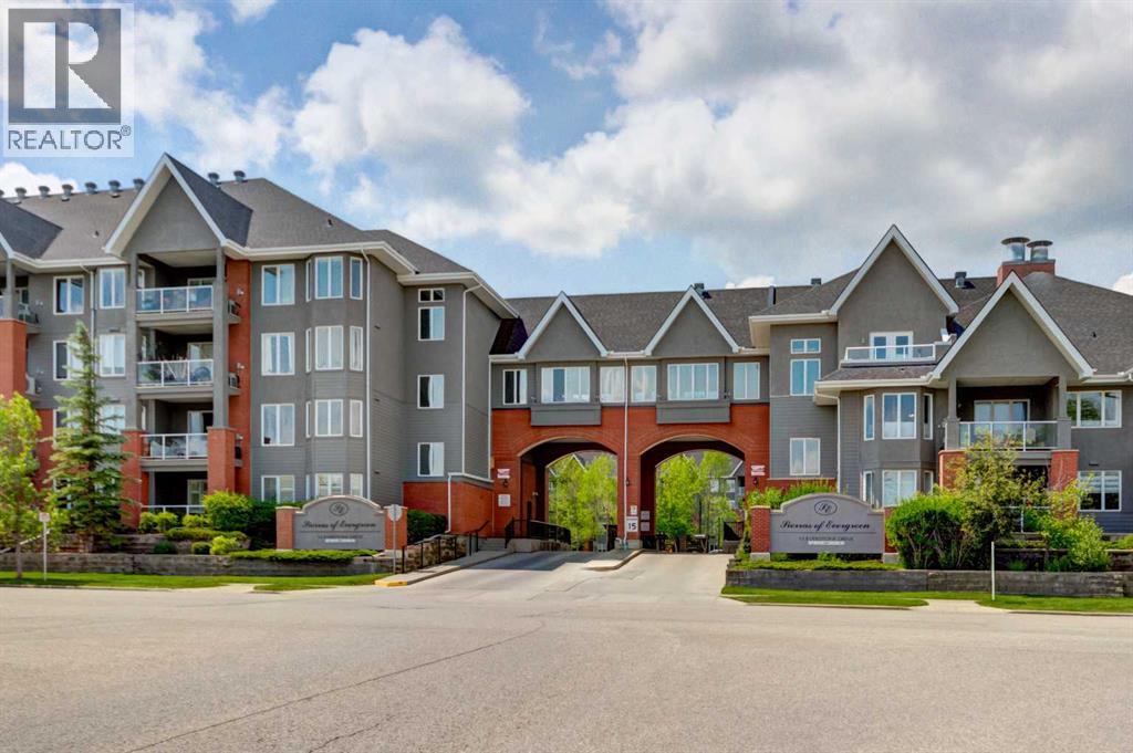 Apartment for Sale in 146, 15 Everstone Drive SW|Calgary, Alberta T2Y5B5