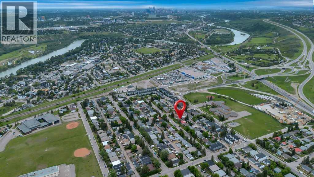 House for Sale in 7311 35 Avenue NW|Calgary, Alberta T3B1T2 5