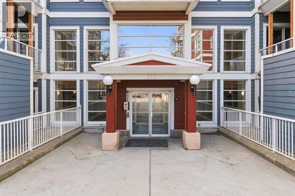 Apartment for Sale in 417, 333 Riverfront Avenue SE|Calgary, Alberta T2G5R1 3