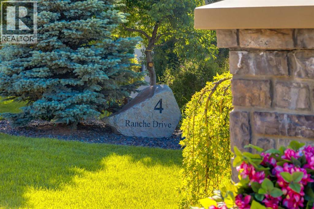 House for Sale in 4 Ranche Drive|Heritage Pointe, Alberta T1S4K1 4