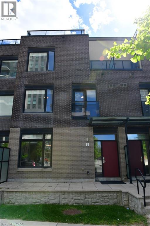 Row / Townhouse for Sale in 4080 PARKSIDE VILLAGE Drive Unit# 3|Mississauga, Ontario L5B0K2