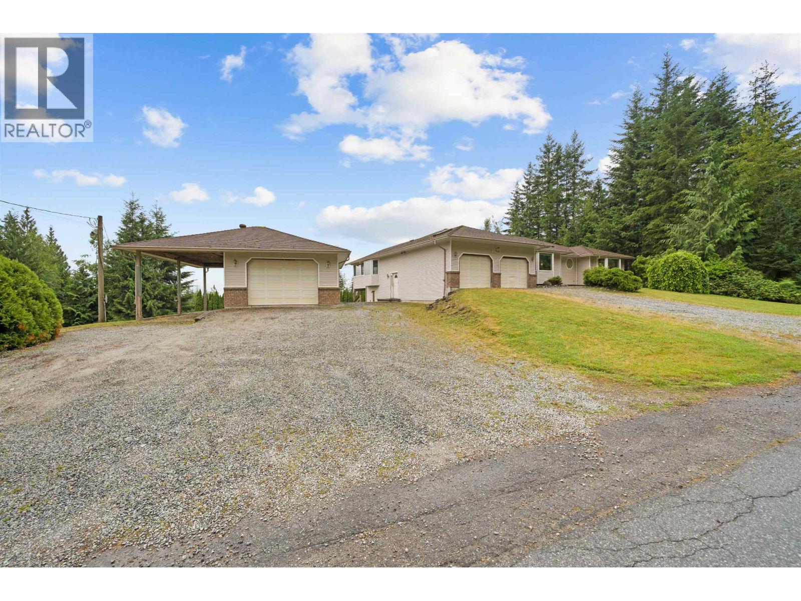 27660 128 AVENUE, Maple Ridge, BC photo 3