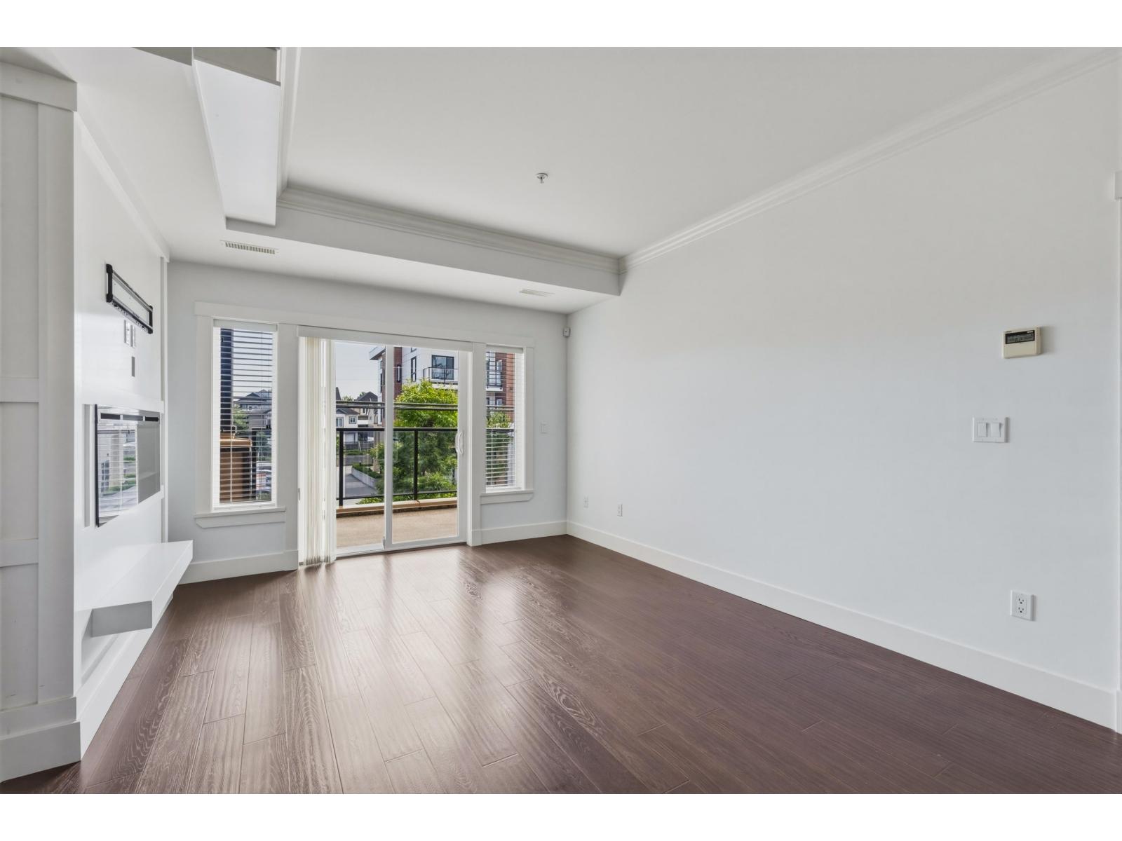 211 14885 60 AVENUE, Surrey, BC photo 3