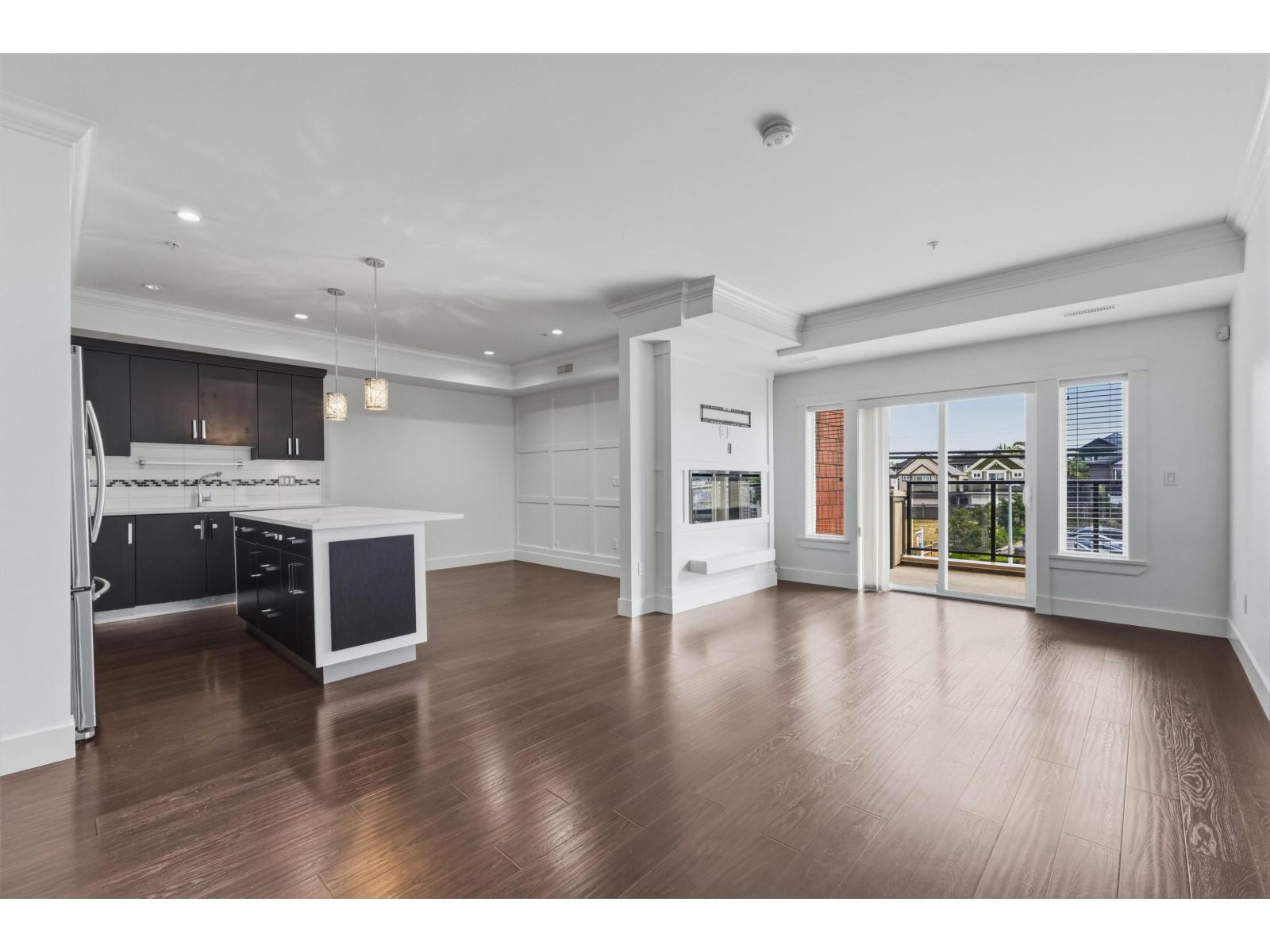 211 14885 60 AVENUE, Surrey, BC photo 2