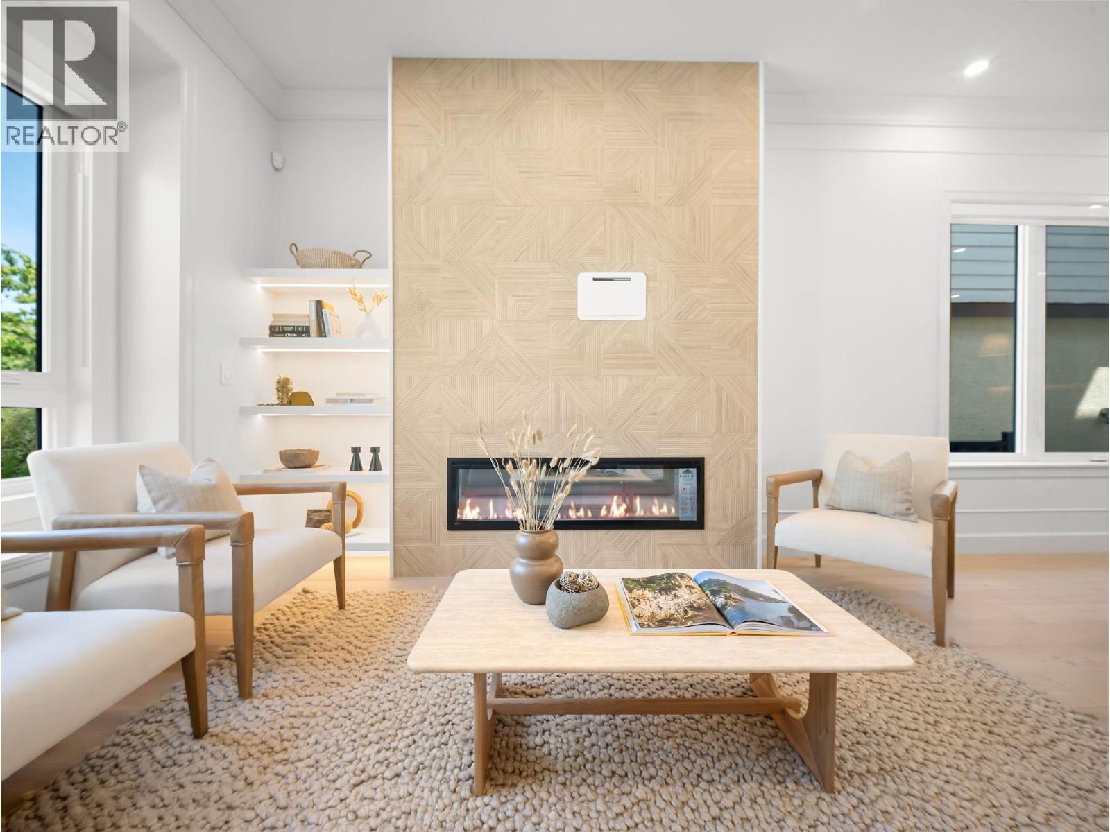 2 3786 PETER STREET, Burnaby, BC photo 3