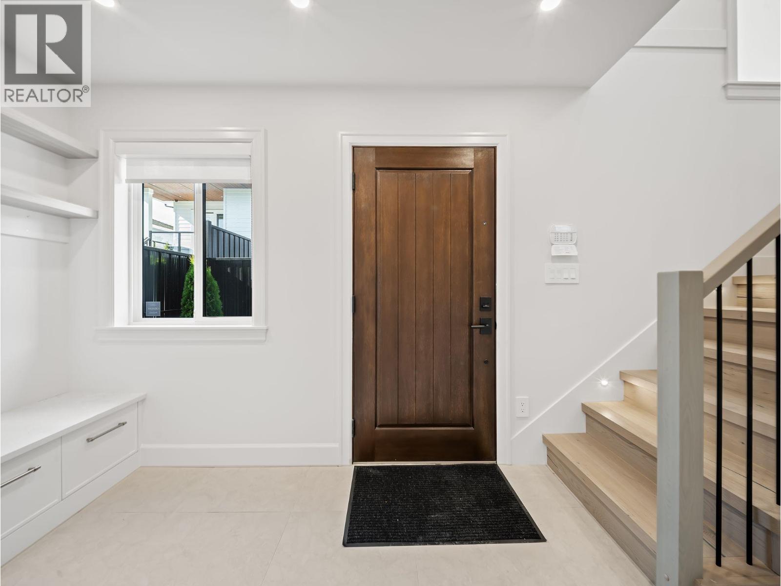 4 3786 PETER STREET, Burnaby, BC photo 5