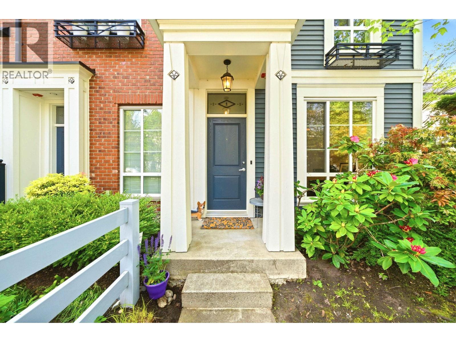 1 2423 AVON PLACE, Port Coquitlam, BC photo 3