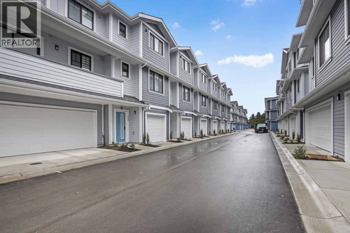 12 789 OTA AVENUE, New Westminster, BC photo 2