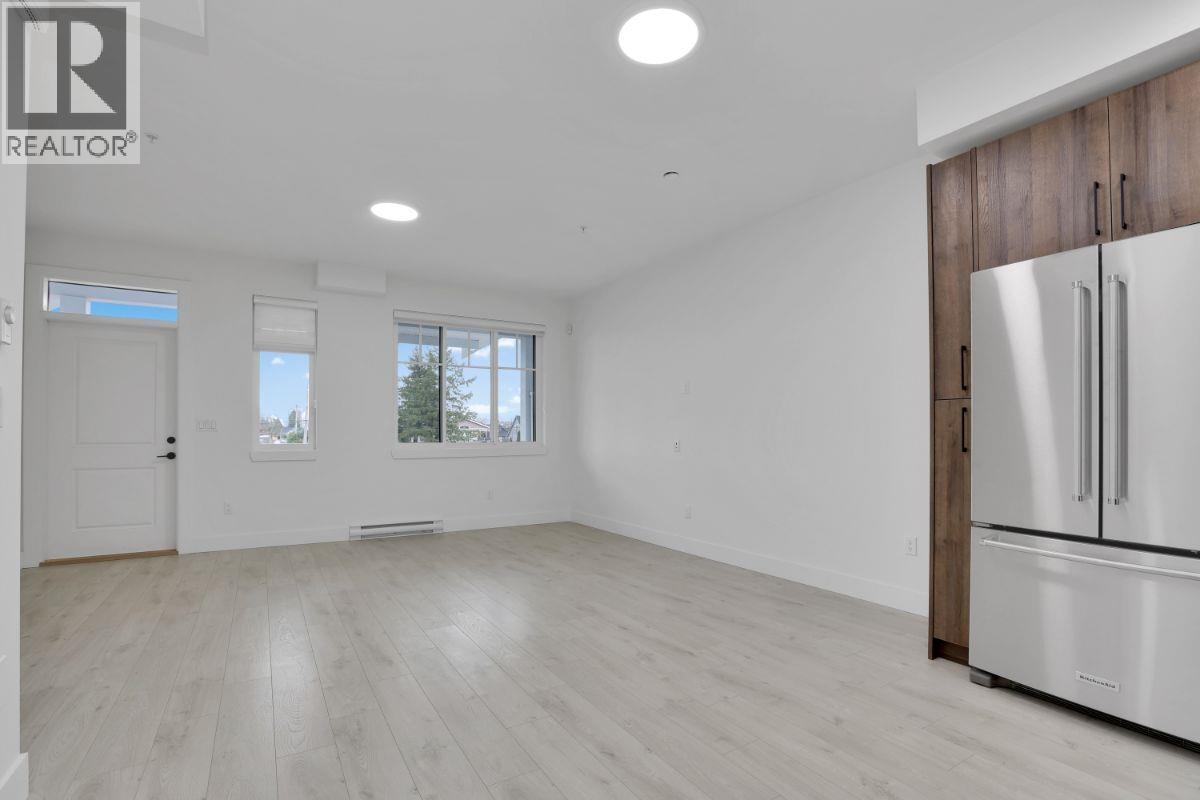 12 789 OTA AVENUE, New Westminster, BC photo 3