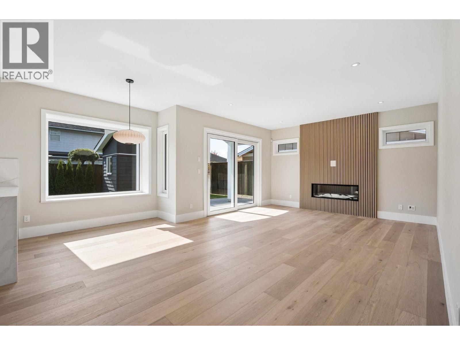 5198 WESTMINSTER AVENUE, Delta, BC photo 3