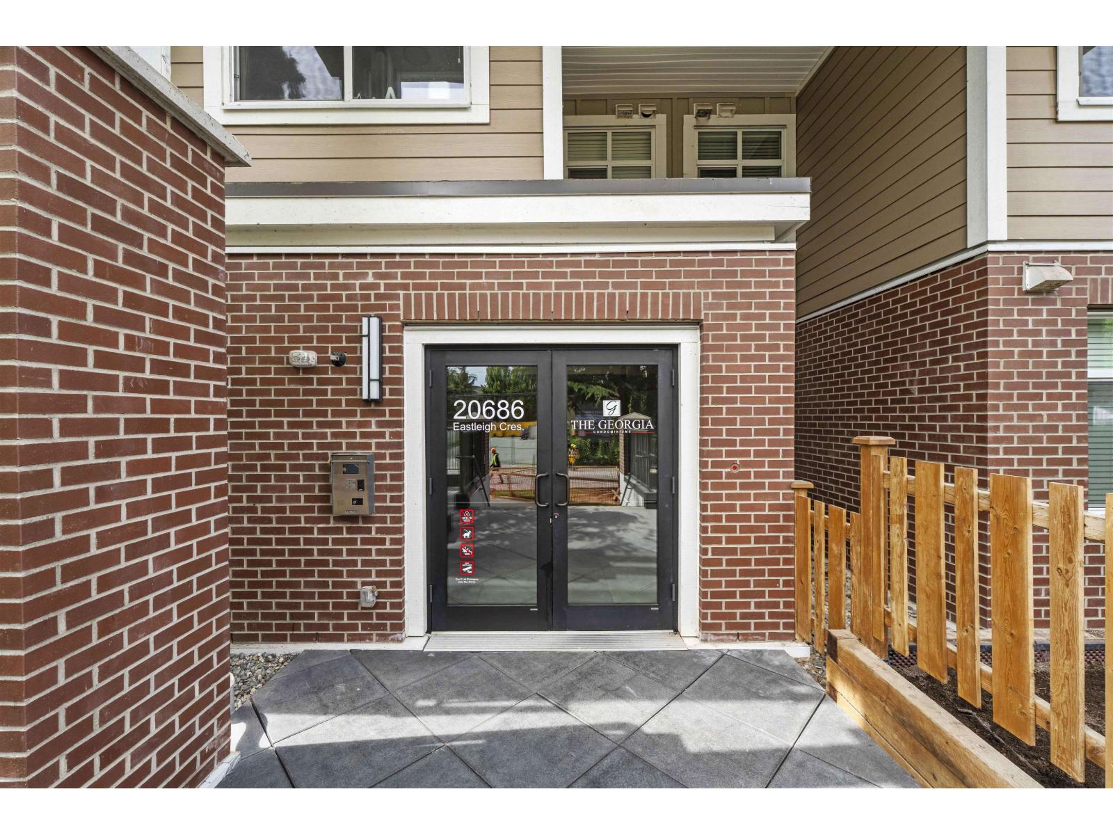 305 20686 EASTLEIGH CRESCENT, Langley, BC photo 3