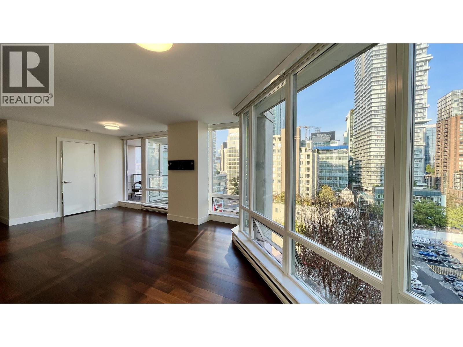 1107 565 SMITHE STREET, Vancouver, BC photo 4