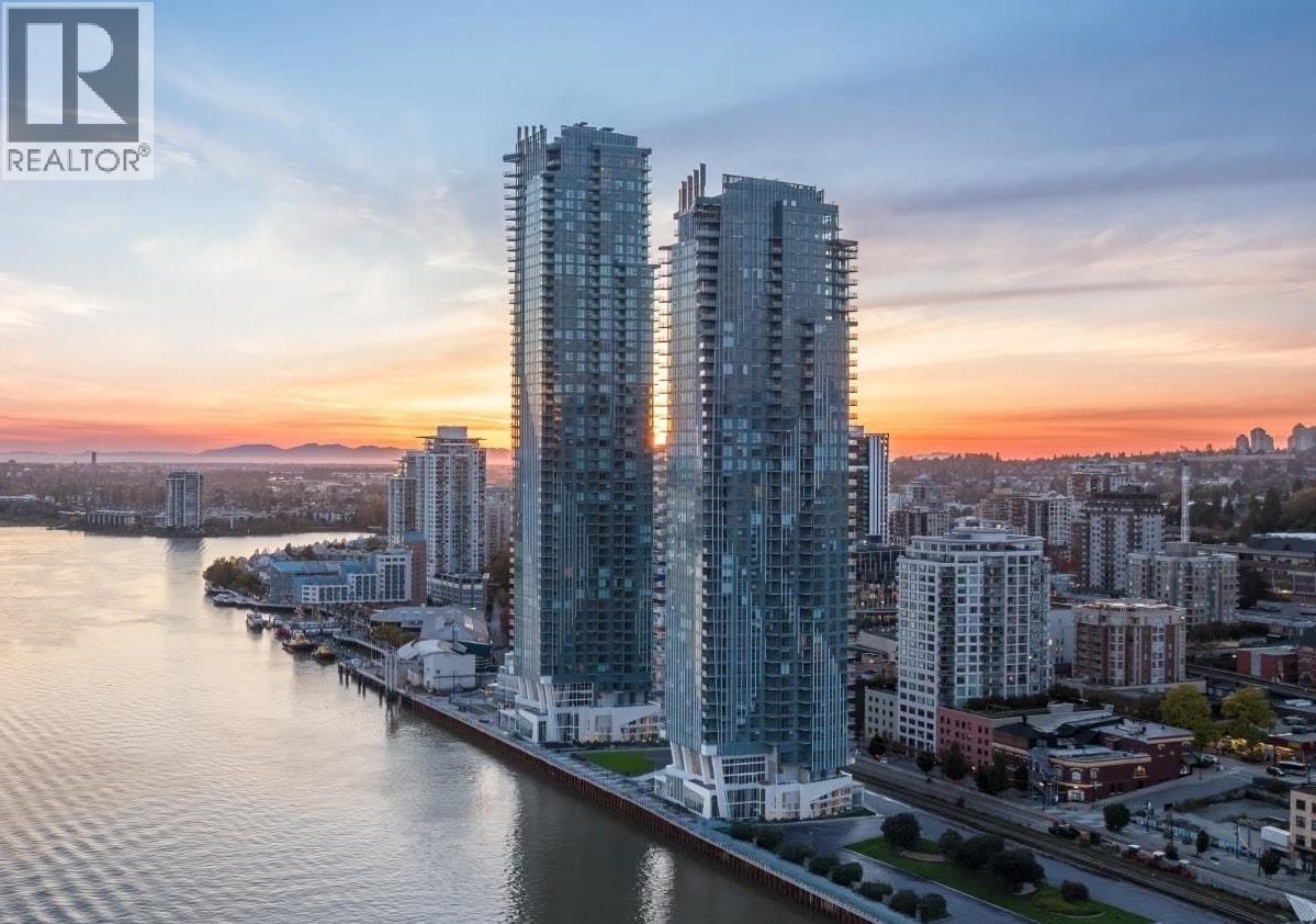 802 660 QUAYSIDE DRIVE, New Westminster