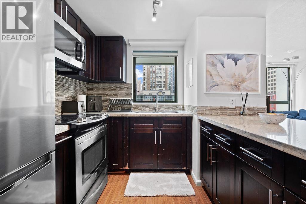 1005 1238 MELVILLE STREET, Vancouver, BC photo 3