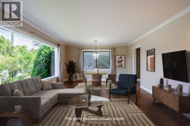 3896 ELMWOOD STREET, Burnaby, BC photo 5