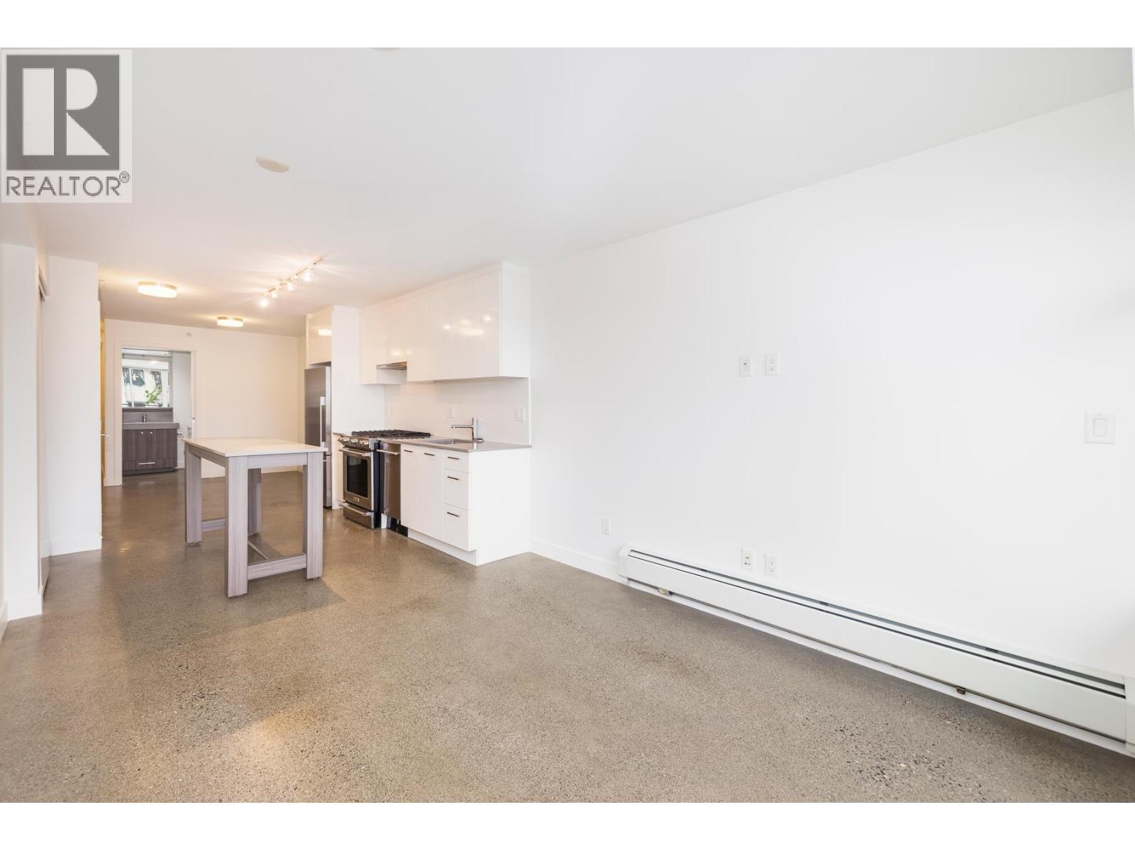 305 231 E PENDER STREET, Vancouver, BC photo 4