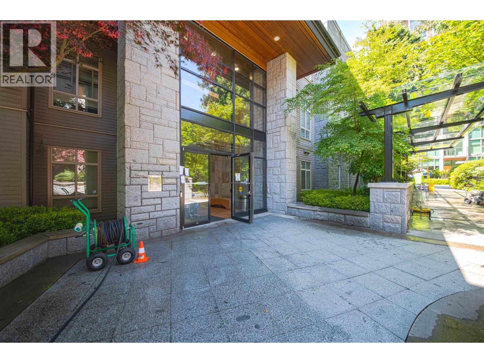 225 5777 BIRNEY AVENUE, Vancouver, BC photo 3