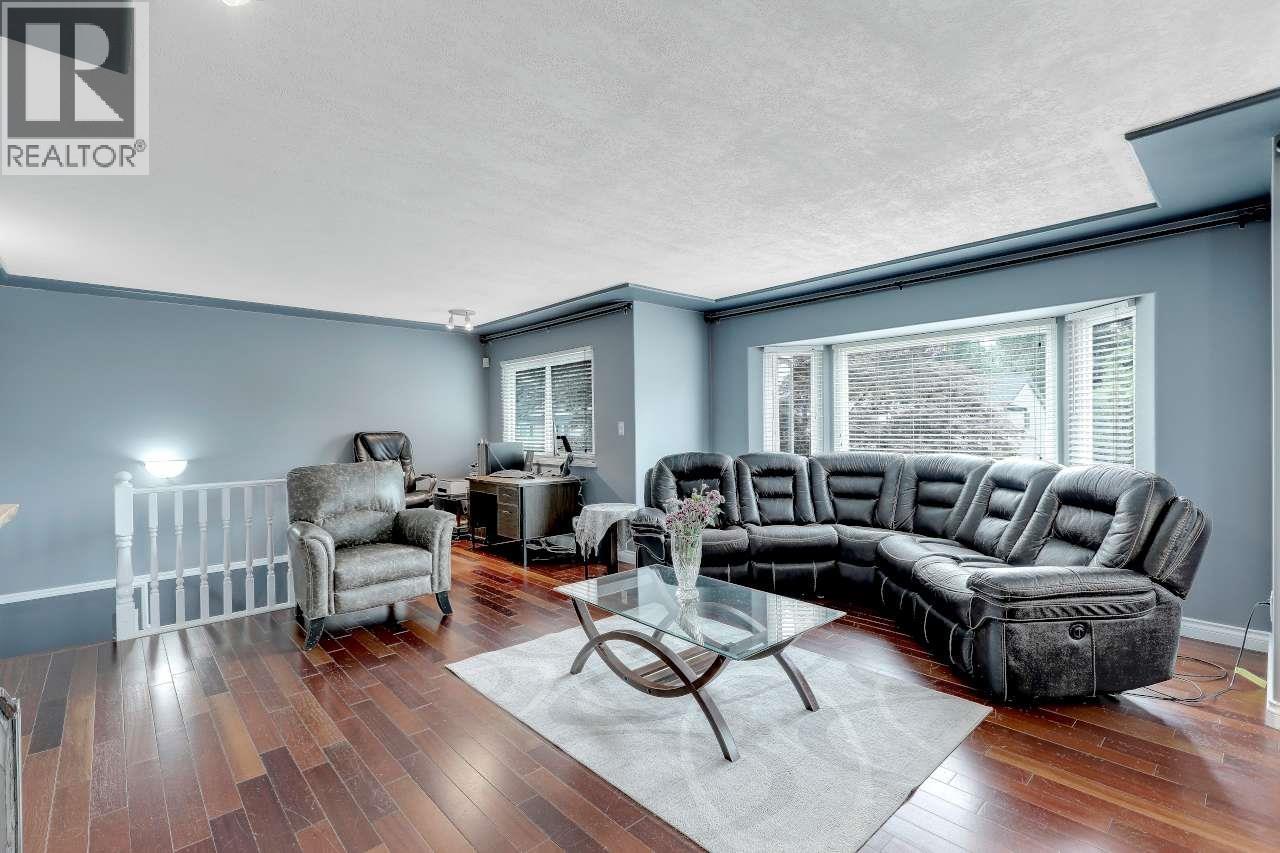 20140 ASHLEY CRESCENT, Maple Ridge, BC photo 3