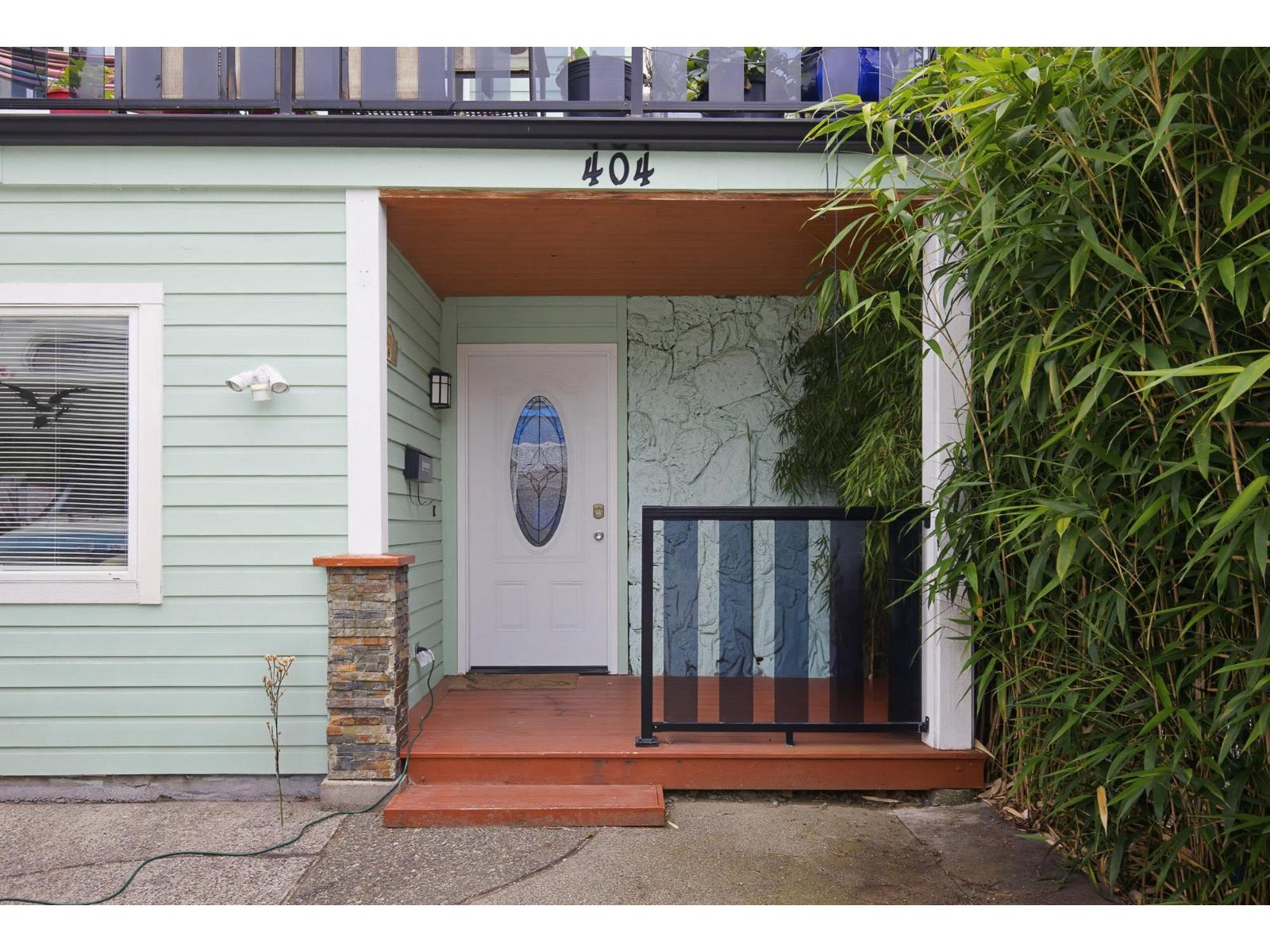 404 BRUNEAU PLACE, Langley, BC photo 3