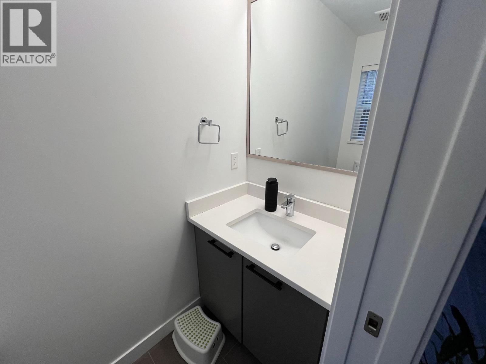 10 22810 113 AVENUE, Maple Ridge, BC photo 3