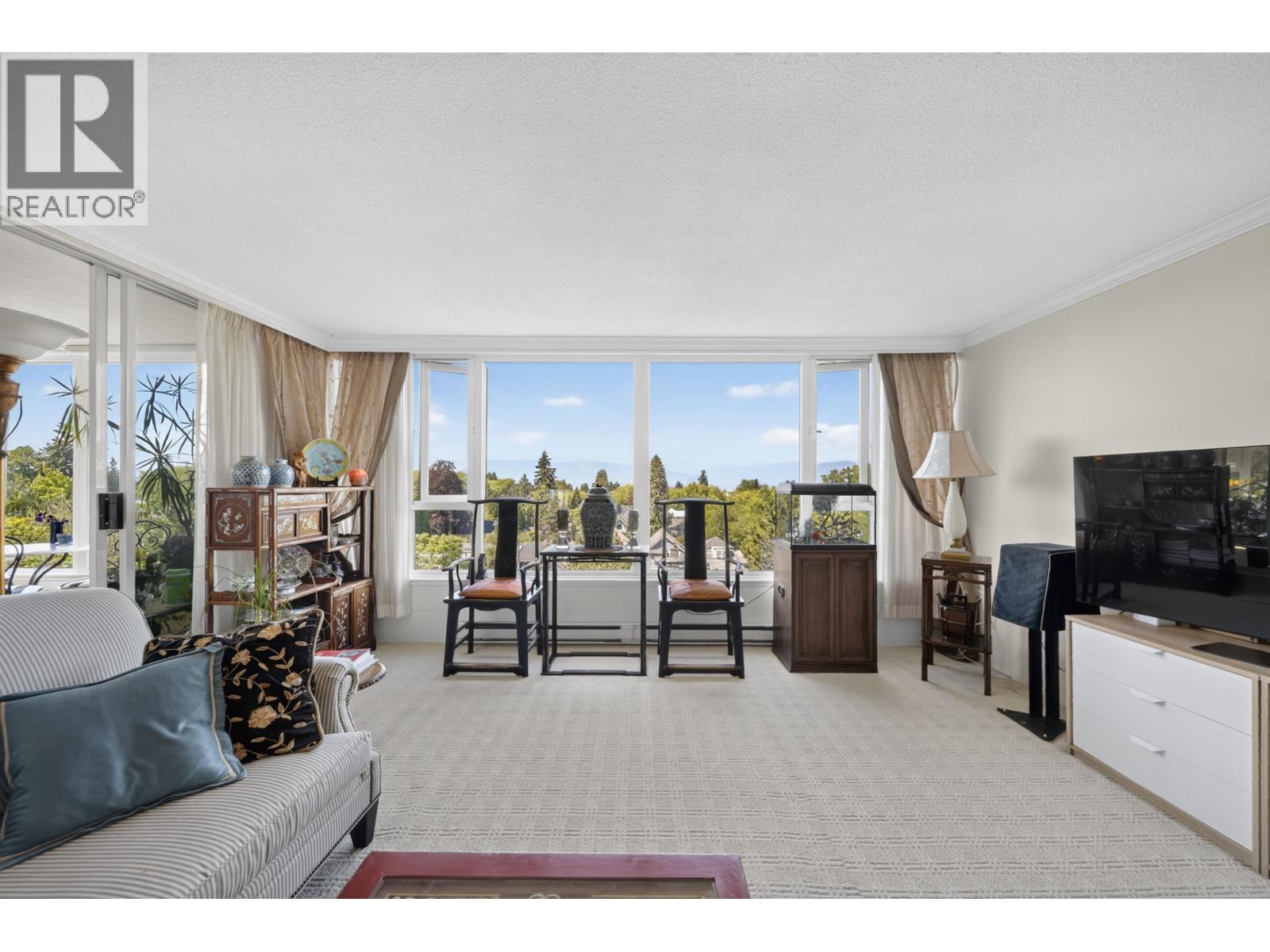 802 5425 YEW STREET, Vancouver, BC photo 3