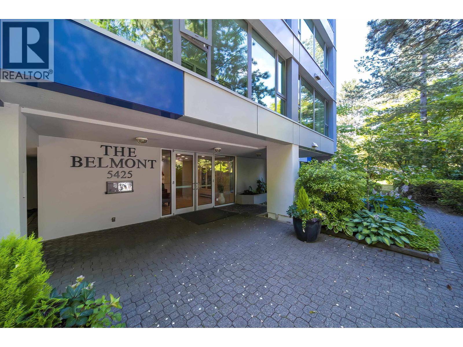 802 5425 YEW STREET, Vancouver, BC photo 2