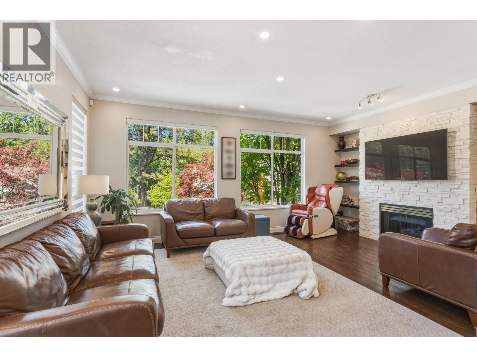 19 5240 OAKMOUNT CRESCENT, Burnaby, BC photo 3