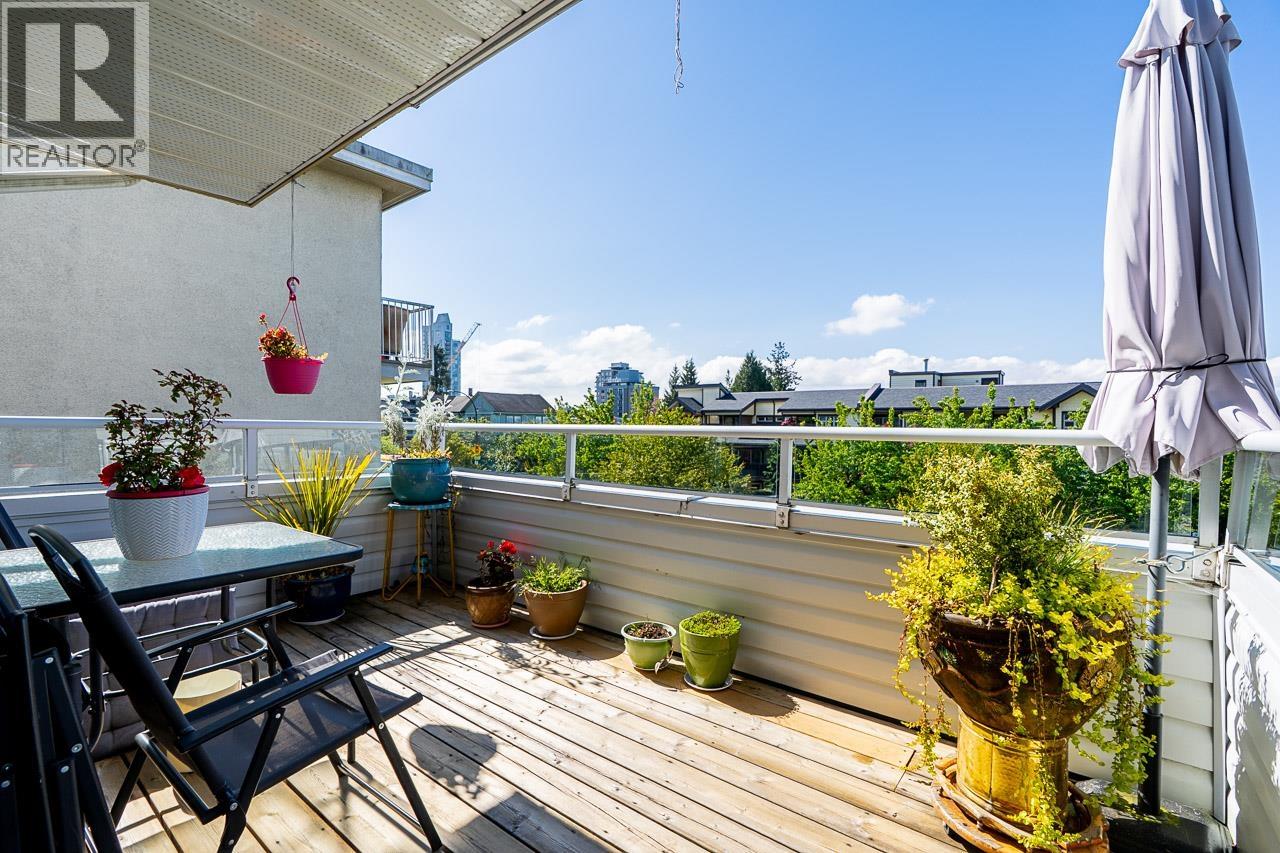 238 W 4TH STREET, North Vancouver, BC photo 5
