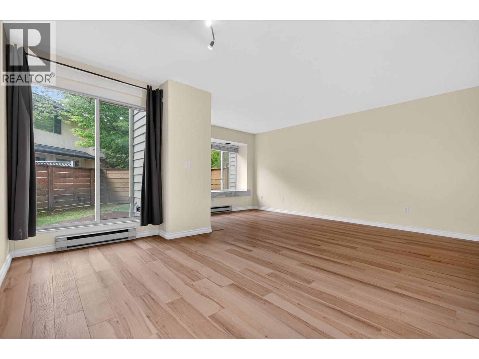 8 7611 MOFFATT ROAD, Richmond, BC photo 3